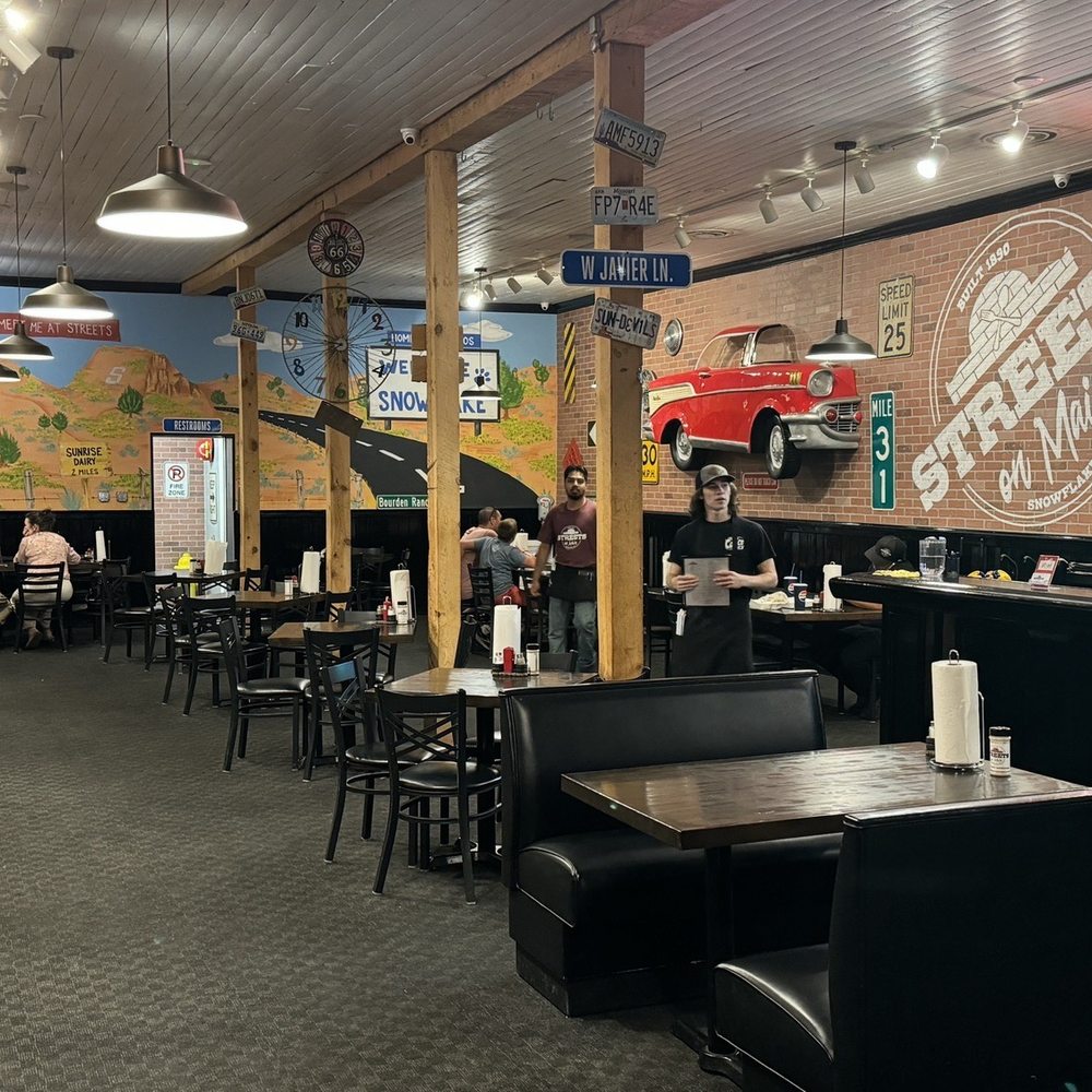 Streets On Main - Lots of inside seating - American Near Me - Snowflake, Arizona Streets On Main - Lots of inside seating - American Near Me - Snowflake, Arizona