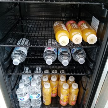 Rosedale Dental Centre - Patients can have free bottled water or juice - General Dentistry Near Me - Toronto, Ontario Rosedale Dental Centre - Patients can have free bottled water or juice - General Dentistry Near Me - Toronto, Ontario