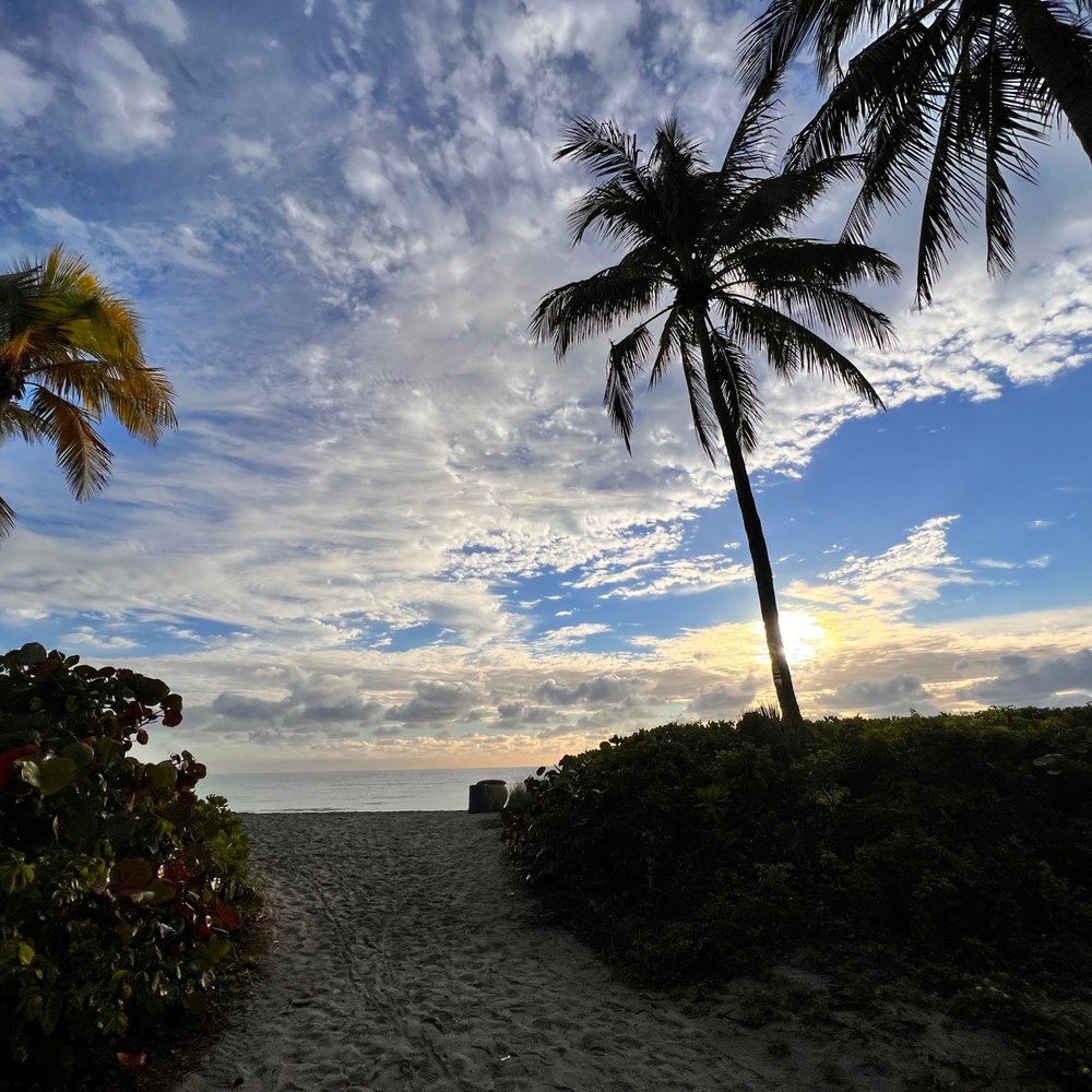 Keating Beach - Beaches Near Me - Hollywood, Florida