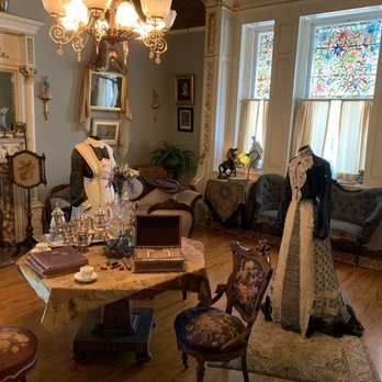 Craigdarroch Castle - Museums Near Me - Victoria, British Columbia Craigdarroch Castle - Museums Near Me - Victoria, British Columbia