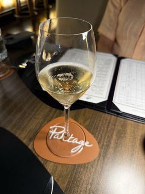 Le Club by Partage by null