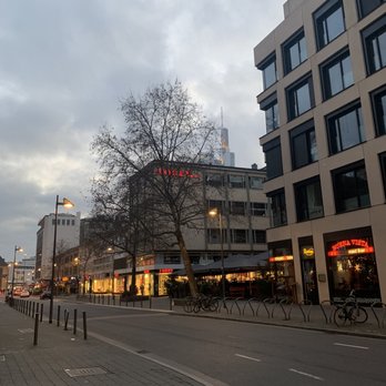 Five Guys - the night view - Burgers Near Me - Frankfurt, HE Five Guys - the night view - Burgers Near Me - Frankfurt, HE