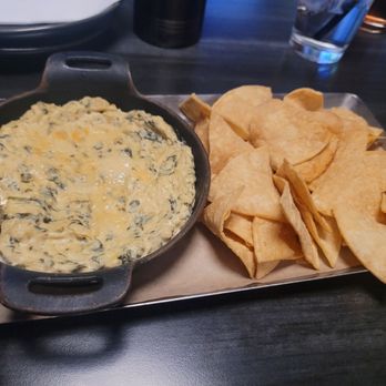 WSKY Bar + Grill - Bars Near Me - Las Vegas, Nevada WSKY Bar + Grill - Bars Near Me - Las Vegas, Nevada