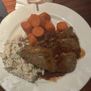 Charleston's - Only the Mashed potatoes and Glazed carrots for me - American Near Me - Fort Worth, Texas
