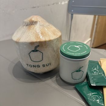 Tong Sui - T02 Signature Coconut Pudding - Glass Jar - Desserts Near Me - San Mateo, California Tong Sui - T02 Signature Coconut Pudding - Glass Jar - Desserts Near Me - San Mateo, California