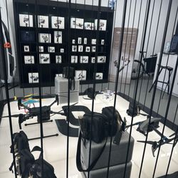 DJI