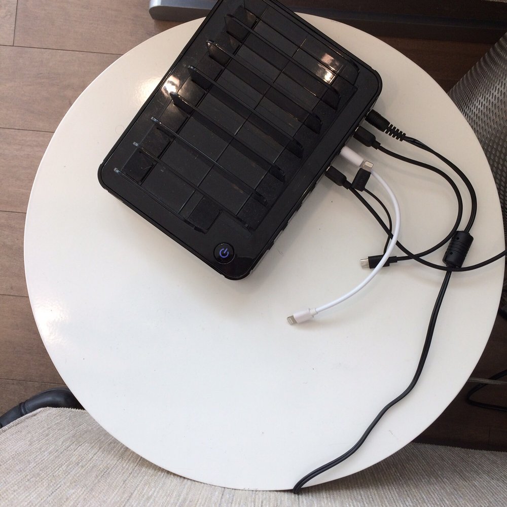 One Medical Primary Care Clinic - Beverly Hills - Multiple phone charger. - Internal Medicine Near Me - Beverly Hills, California One Medical Primary Care Clinic - Beverly Hills - Multiple phone charger. - Internal Medicine Near Me - Beverly Hills, California