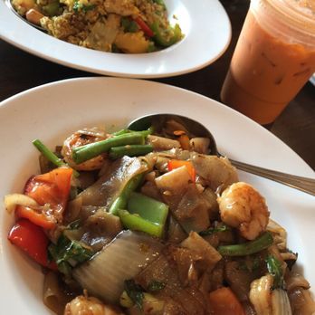 Ubon Thai Kitchen - Oh yaasss - Thai Near Me - Torrance, California