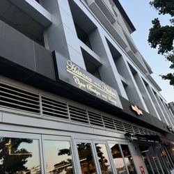 Havana On the Hudson Cigars & Boutique Lounge