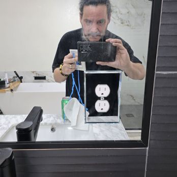 Shower Door Store - Glass & Mirrors Near Me Shower Door Store - Glass & Mirrors Near Me