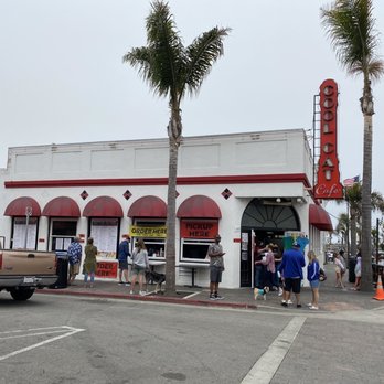 Cool Cat Cafe - View from across the street - American Near Me - Pismo Beach, California Cool Cat Cafe - View from across the street - American Near Me - Pismo Beach, California