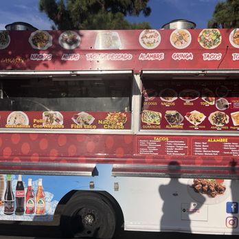 El Pastorcito Taco II - Food Trucks Near Me - Arcadia, California El Pastorcito Taco II - Food Trucks Near Me - Arcadia, California