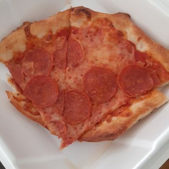 Mamma Rosa's - Leftover thin-crust pepperoni pizza - Italian Near Me - Cookeville, Tennessee