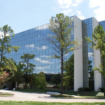 Kinetic Bodyworks - One of the visitor parking and entrances on Pinegate Dr. - Massage Therapy Near Me - Houston, Texas Kinetic Bodyworks - One of the visitor parking and entrances on Pinegate Dr. - Massage Therapy Near Me - Houston, Texas