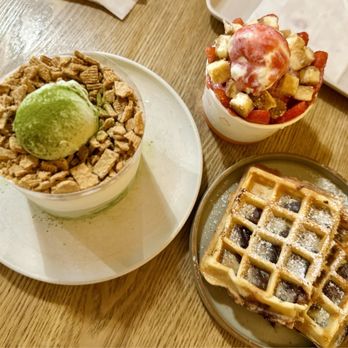 Heybings - Sweeeetttsssss :) - Desserts Near Me - Costa Mesa, California Heybings - Sweeeetttsssss :) - Desserts Near Me - Costa Mesa, California
