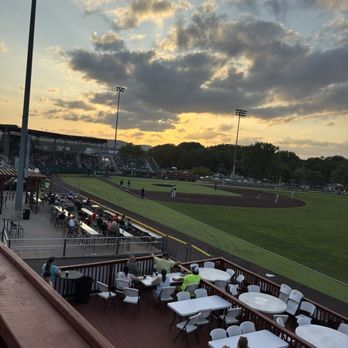 La Crosse Loggers Baseball Club - Amateur Sports Teams Near Me - La Crosse, Wisconsin La Crosse Loggers Baseball Club - Amateur Sports Teams Near Me - La Crosse, Wisconsin