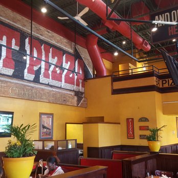 Giordano's - Eat Pizza - Pizza Near Me - Oakbrook Terrace, Illinois Giordano's - Eat Pizza - Pizza Near Me - Oakbrook Terrace, Illinois
