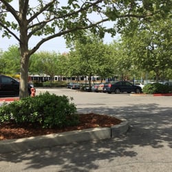 SACRT Light Rail - Mather Field/Mills Station