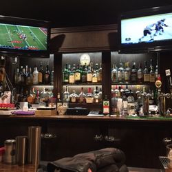 Oscars Pub