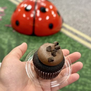 Cupcake Royale - Triple Threat - Bakeries Near Me - Seattle, Washington Cupcake Royale - Triple Threat - Bakeries Near Me - Seattle, Washington