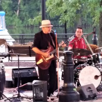Riverlink Park - Franklin Micare Trio. - Parks Near Me - Amsterdam, New York