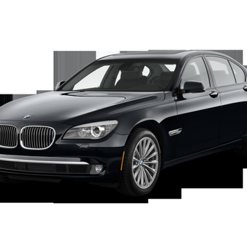 Quest Limos - Luxurious Sedan BMW - Limos Near Me - Vancouver, British Columbia