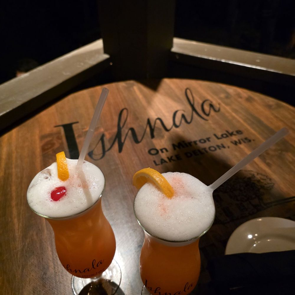 Ishnala - Drinks outside - Steakhouses Near Me - Wisconsin Dells, Wisconsin Ishnala - Drinks outside - Steakhouses Near Me - Wisconsin Dells, Wisconsin