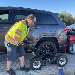 Merchants Wrecker Service - Merchants tow services after screaming at me about my request to elevate my vehicle when towing
