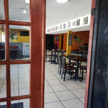 Clive's Cafe - Restaurant - Caribbean Near Me - Miami, Florida