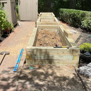 Manuel Construction Services - Garden timber box - Landscaping Near Me