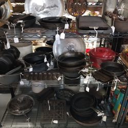 Southside Pickers - Cast iron of varying pedigrees