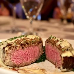 Saddle River Inn - MARIBAR - filet mignon, roast shallot mash, béarnaise, chestnut butter