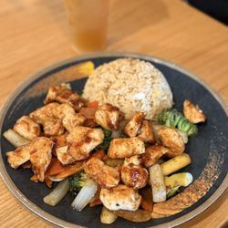 Jimmy got the Hibachi with chicken. Came with fried rice and veggies!