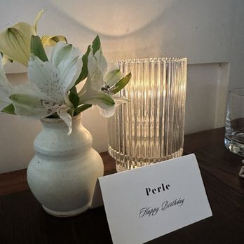 Perle Restaurant - cute sign! - New American Near Me - Pasadena, California Perle Restaurant - cute sign! - New American Near Me - Pasadena, California