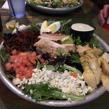 Junior's - American Near Me - Albany, New York