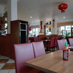Fast Wok - Innraum des Schnellrestaurants