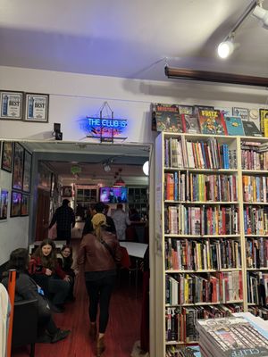 Atomic Books by null