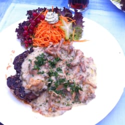 watt essen - ...zartes Rinderfiletsteak, frisch auf dem Lavasteingrill zubereitet, mit frischen Pfifferlingen .....hmmm....guten Appetit!!