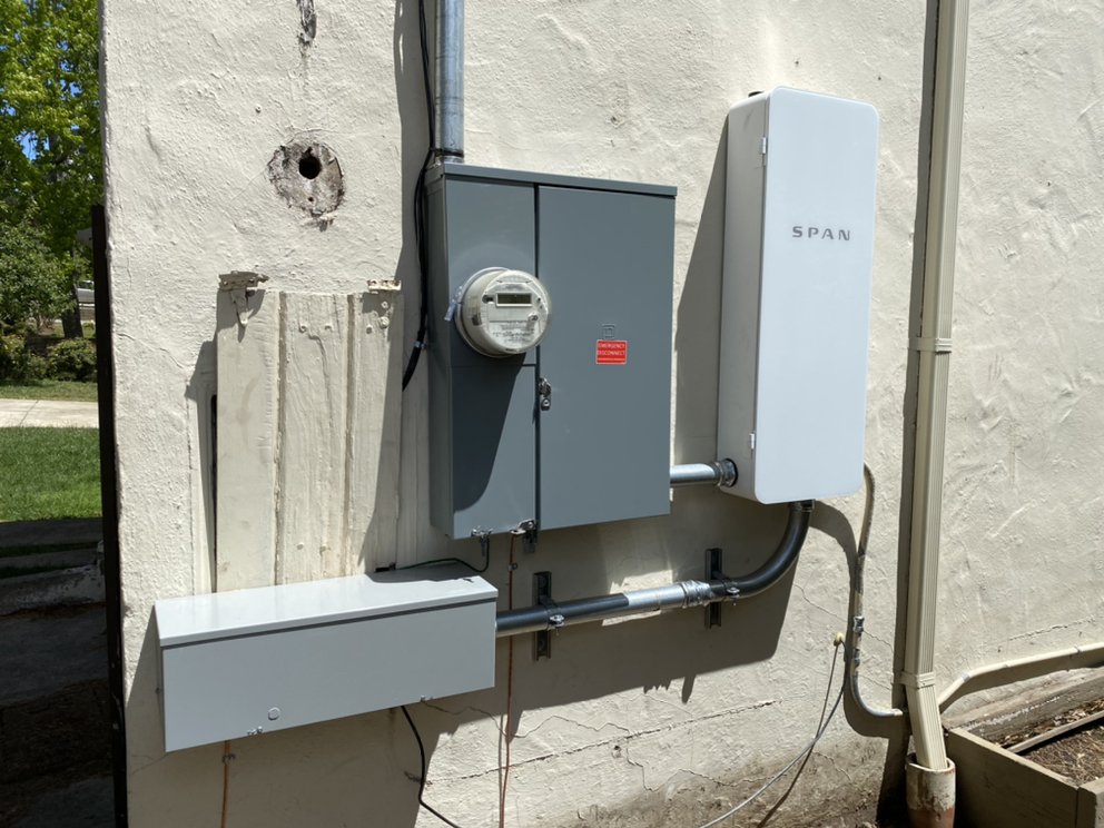 Slide of Alfaro Electrical Service
