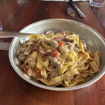 Carmelina's - Crazy Alfredo - Italian Near Me - Boston, Massachusetts