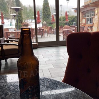 Mallard Lounge - Lounges Near Me - Whistler, British Columbia