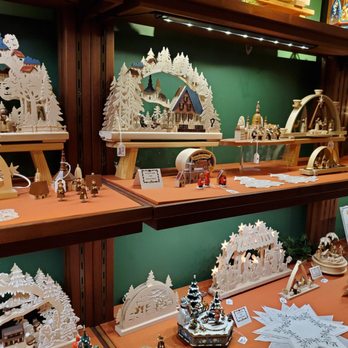 Downtown Stillwater - German Christmas Store - Local Flavor Near Me - Stillwater, Minnesota Downtown Stillwater - German Christmas Store - Local Flavor Near Me - Stillwater, Minnesota