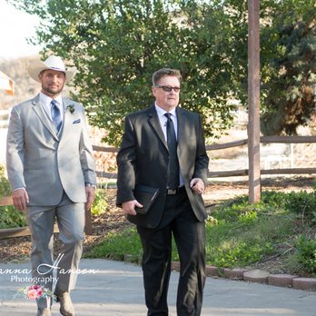 Giordano’s weddings - photography credit Rosanna Hanson Photography - Officiants Near Me