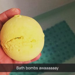 Fizzbanger bath bomb Fizzbanger bath bomb
