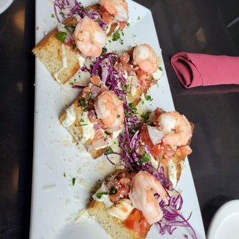 Broadway Heights - New American Near Me - Chico, California