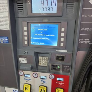 Chevron - Gas prices here - Gas Stations Near Me - Bakersfield, California