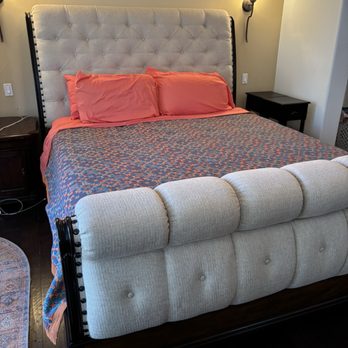 DC Custom Upholstery - Primary bedroom - Furniture Reupholstery Near Me - Palm Springs, California DC Custom Upholstery - Primary bedroom - Furniture Reupholstery Near Me - Palm Springs, California