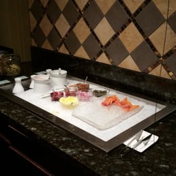 Sparse buffet at 10 am. Sparse buffet at 10 am.