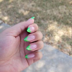 Kristine Salon - Chrome green tips