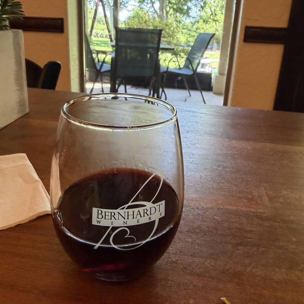 Bernhardt Winery - Merlot - Wineries Near Me - Plantersville, Texas